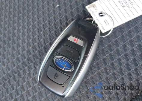 2021 Subaru Forester Premium z USA, uszkodzony, nr VIN JF2SKAFC8MH569875